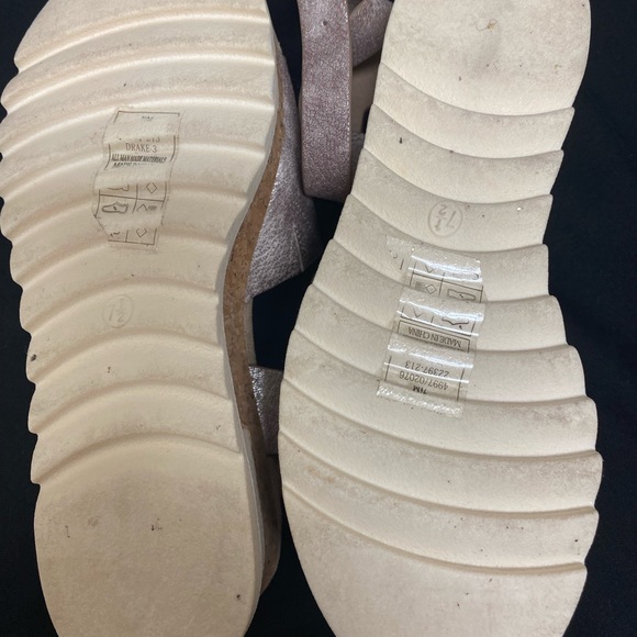 Pierre Dumas Sandals - Picture 4 of 4